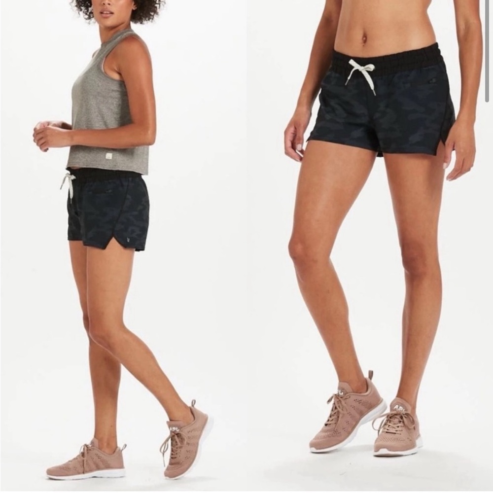 Vuori Clementine  Black Athletic Shorts Lightweight Performance Sz:S - Picture 6 of 9